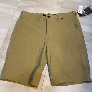 Men’s Hurley shorts new with tags!